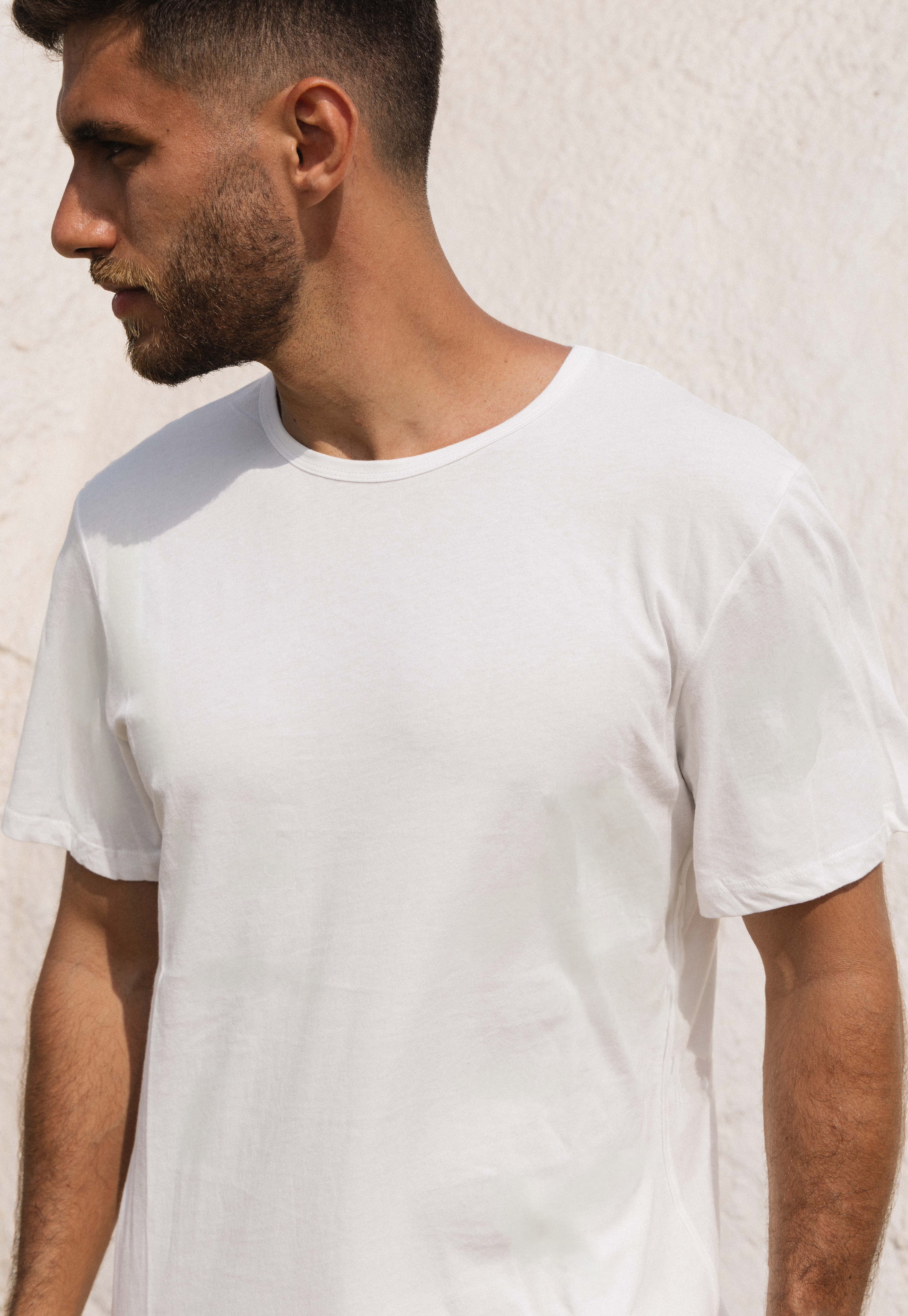 Off-white plain t-shirt
