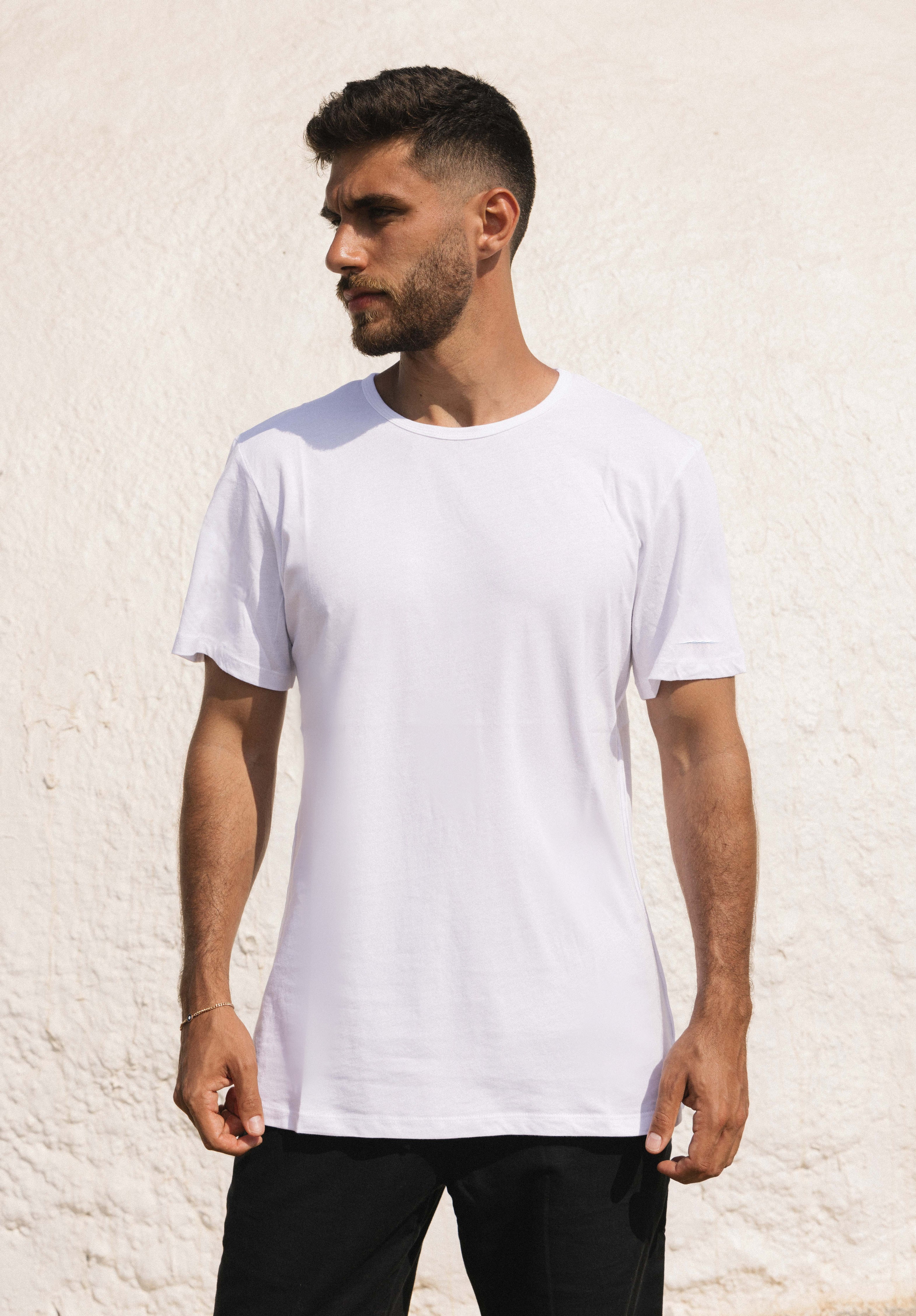 White plain t-shirt