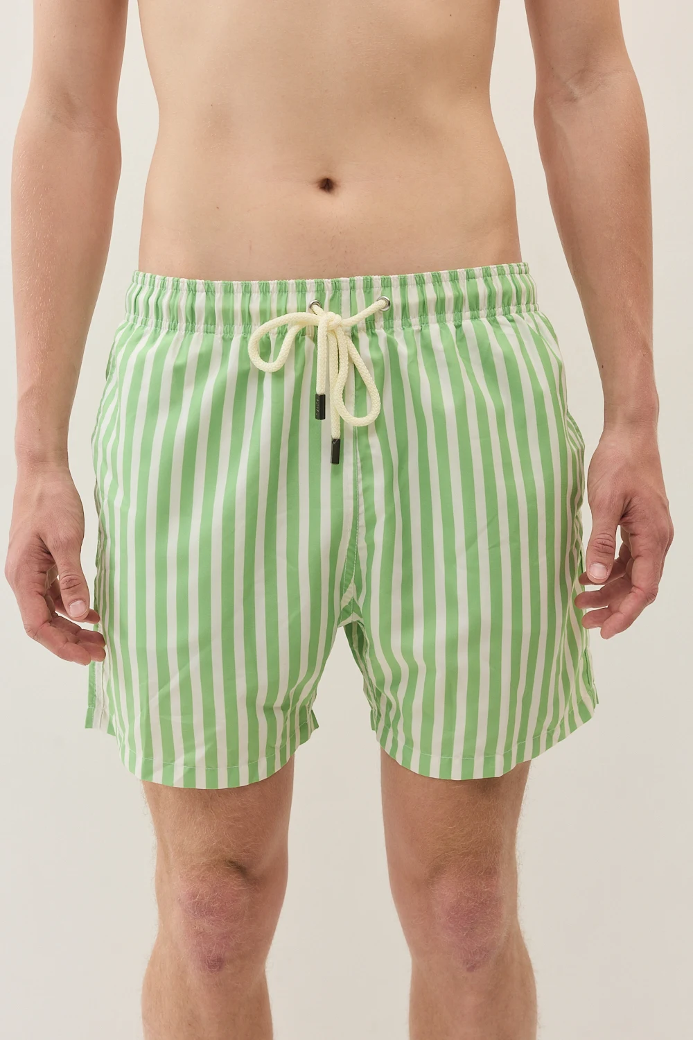 Strip pistachio